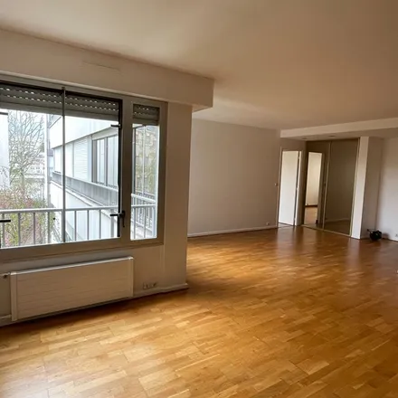 Rent this 2 bed apartment on 122 Avenue Achille Peretti in 92200 Neuilly-sur-Seine, France