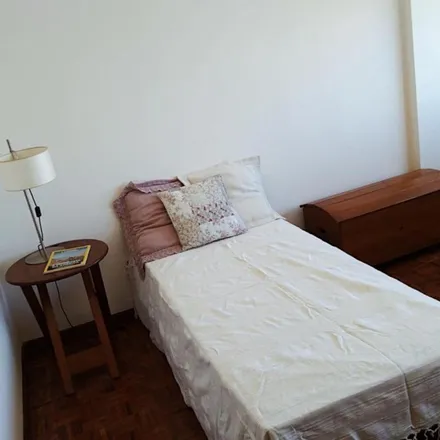 Rent this 3 bed apartment on Invicta Porto in Rua da Fontinha 105, 106