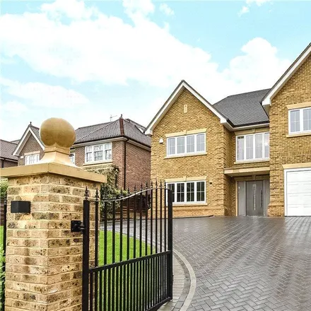 Rent this 6 bed house on Fulmer Drive in Gerrards Cross, SL9 7HJ