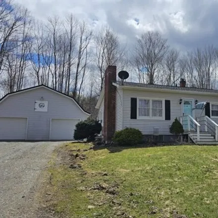 Buy this 3 bed house on 291 North Road in Newburgh, Penobscot County