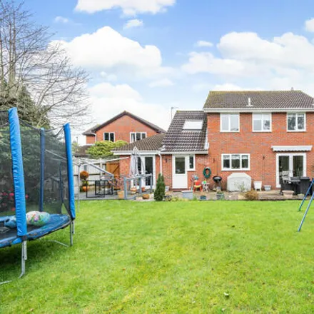 Image 5 - Thetford Gardens, Test Valley, SO53 4RN, United Kingdom - House for sale