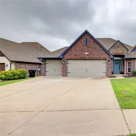 Buy this 5 bed house on 3623 South 16th Street in Broken Arrow, OK 74012