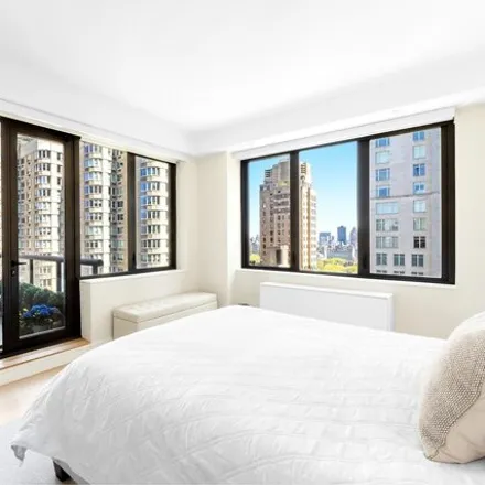 Image 6 - The Allegro, 62 West 62nd Street, New York, NY 10023, USA - Condo for sale