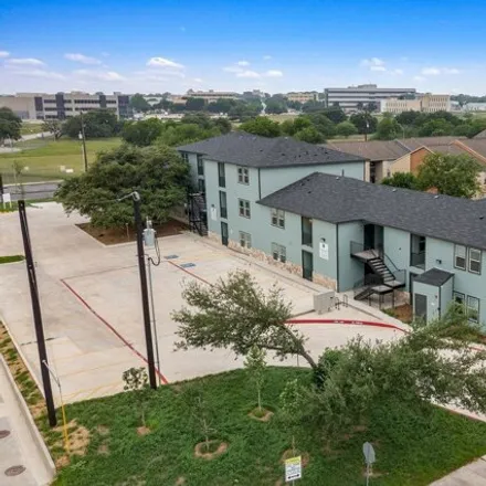 Image 5 - Martin Elementary School, 730 Canterbury Drive, San Antonio, TX 78228, USA - Apartment for rent