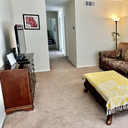 Rent this studio townhouse on Hacienda Heights in CA, 91745