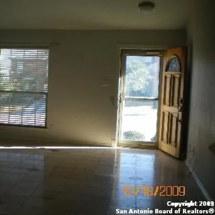 Image 2 - 10625 Apple Springs, Universal City, Bexar County, TX 78148, USA - House for rent