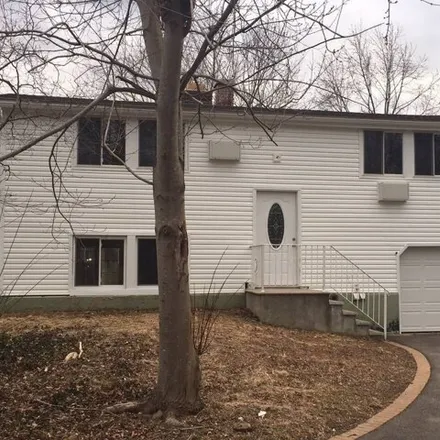 Rent this 3 bed house on 68 University Heights Drive in Stony Brook, Suffolk County