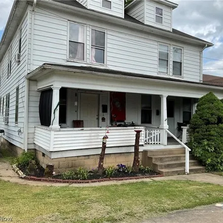 Buy this 4 bed house on Parkersburg Seventh Day Adventist Church in 19th Street, Parkersburg