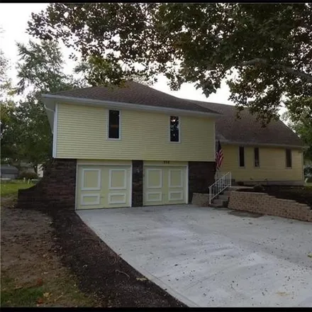 Buy this 4 bed house on 512 South Wabash Court in Olathe, KS 66061