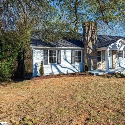 Image 2 - 400 Tryon St, Greer, South Carolina, 29651 - House for sale