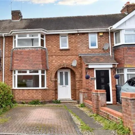Buy this 3 bed townhouse on Bloomfield Road in Worcester, WR2 4JN