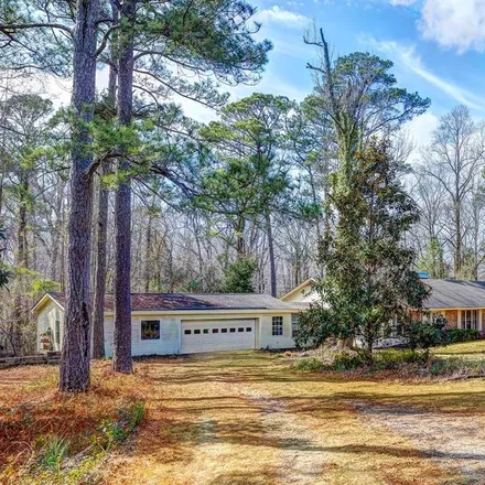 Buy this 3 bed house on 2083 Kh Road in Autauga County, AL 36067