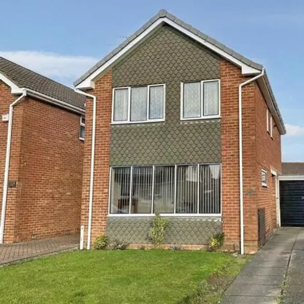 Buy this 3 bed house on Croft Road in Nuneaton, CV10 7DZ