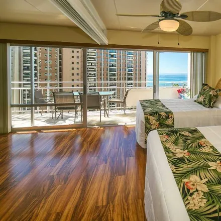 Rent this 2 bed condo on Honolulu in HI, 96815