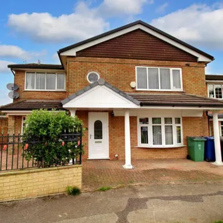 Buy this 4 bed house on Hunstanton Drive/Brandon Close in Hunstanton Drive, Woodhill