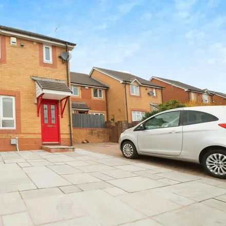 Rent this 3 bed duplex on Butterfield Drive in Cardiff, CF23 8NE