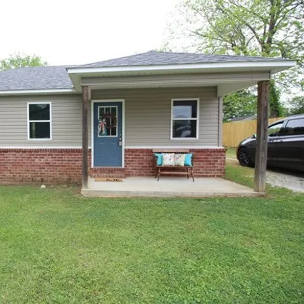 Buy this 3 bed house on 220 South Bryant Street in Booneville, MS 38829