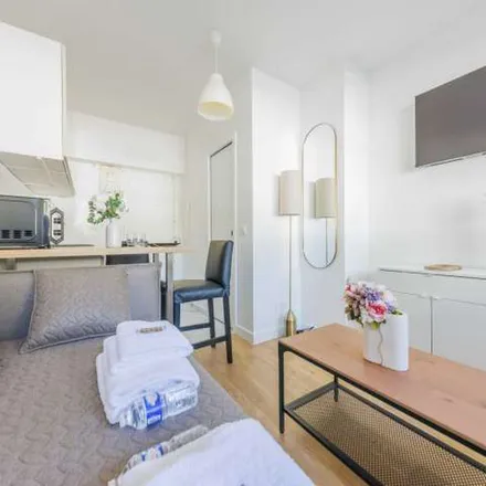 Image 6 - 7 bis Avenue de Saxe, 75007 Paris, France - Apartment for rent