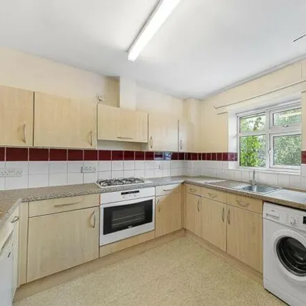 Rent this 2 bed room on Plough Road in Londres, London