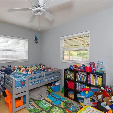 Image 7 - 3865 Haines Road North, Saint Petersburg, FL 33703, USA - House for sale