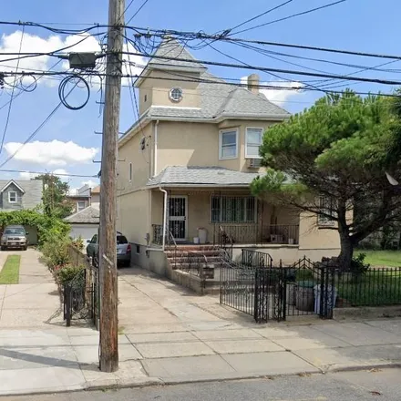 Buy this 3 bed house on 927 East 98th Street in New York, NY 11236