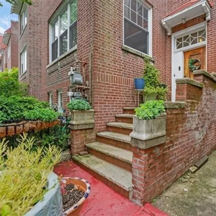 Buy this 7 bed house on 1835 Andrews Avenue South in New York, NY 10453