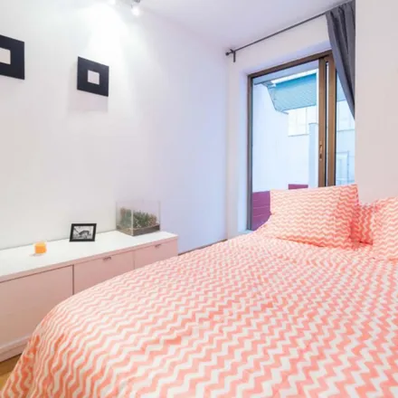 Rent this 2 bed apartment on Edificio Apolo in Carrer de Sagasta, 46002 Valencia