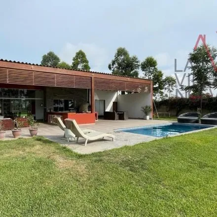 Buy this 4 bed house on Antigua Carretera Panamericana Sur in Vista Alegre, Miraflores