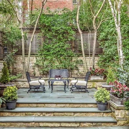 Image 8 - 21 West 11th Street, New York, NY 10011, USA - Townhouse for sale