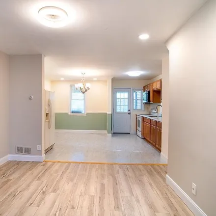 Image 2 - 2131 Harman Avenue, Baltimore, MD 21230, USA - Townhouse for sale