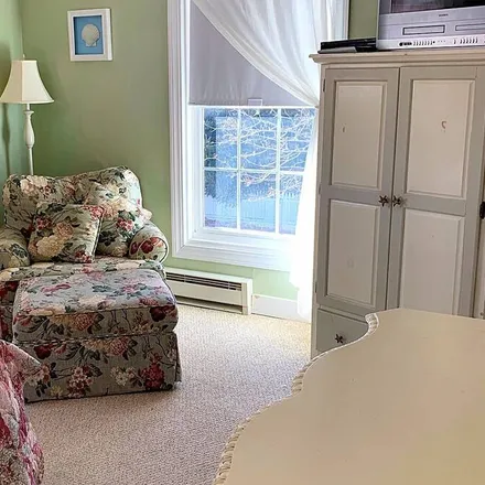 Rent this 8 bed house on Old Orchard Beach in ME, 04064