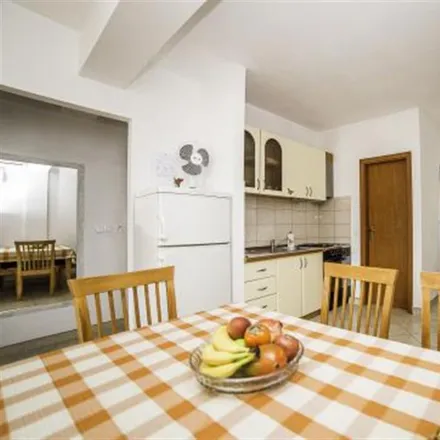 Image 5 - Punta 8, 21413 Povlja, Croatia - Apartment for rent