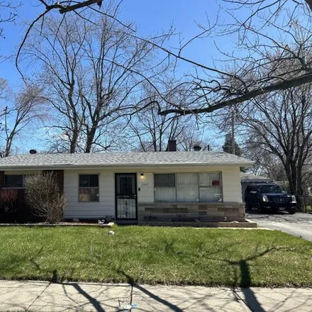 Buy this 3 bed house on 1513 Freeland Avenue in Calumet City, IL 60409