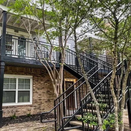 Buy this 3 bed condo on Southwest Parkway in College Station, TX 77840