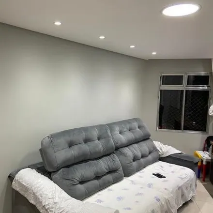 Buy this 2 bed apartment on Avenida Pedro Mendes in Montanhão, São Bernardo do Campo - SP