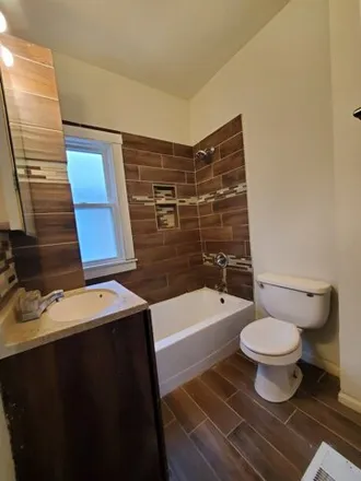 Image 3 - 10955 South Esmond Street, Chicago, IL 60643, USA - House for sale
