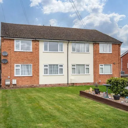 Rent this 2 bed apartment on Dovecote Road in Millfield Road, Bromsgrove