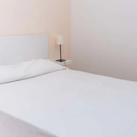 Rent this 4 bed apartment on Carrer de la Mare de Déu dels Desemparats in 5-7, 08001 Barcelona