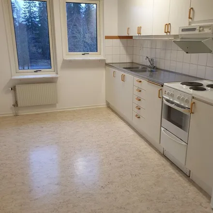 Rent this 2 bed apartment on Kringelvägen in 352 47 Växjö, Sweden