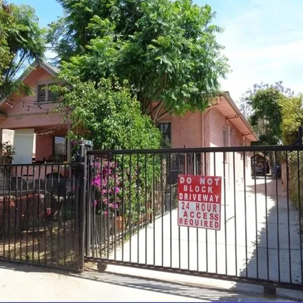 Buy this 5 bed house on 538 East 47th Street in Los Angeles, CA 90011