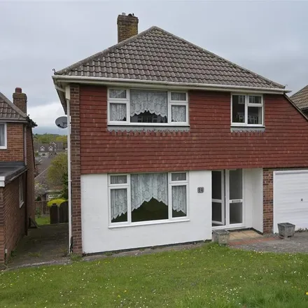 Rent this 3 bed house on St Helens Crescent in Portslade by Sea, BN3 8EP