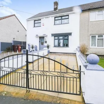 Buy this 3 bed duplex on 164 Thomas Drive in Knowsley, L35 5EQ