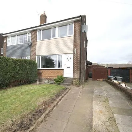 Buy this 3 bed duplex on Woodrow Drive in Oakenshaw, BD12 0JT