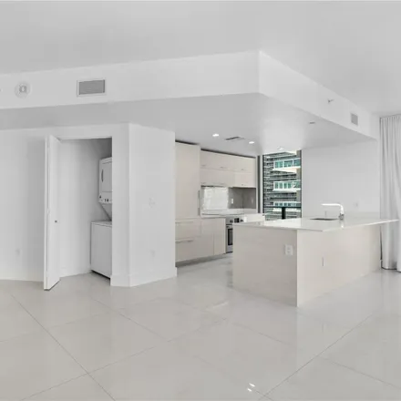 Image 5 - 1300 South Miami Avenue - Condo for rent