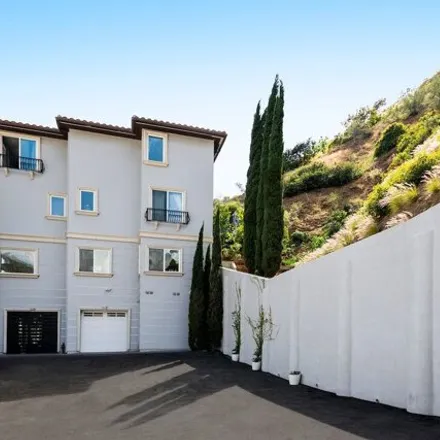 Image 3 - Trebek Open Space, 2500 Nichols Canyon Road, Los Angeles, CA 90046, USA - House for rent