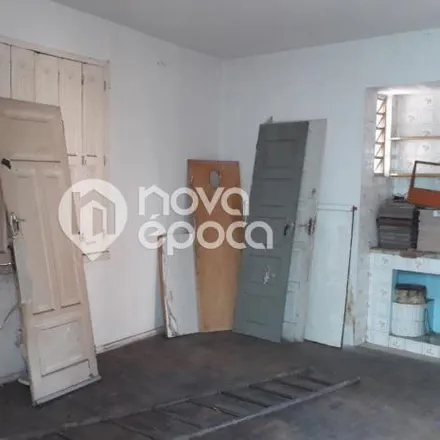 Buy this 4 bed apartment on Casarão Ameno Resedá in Rua Pedro Américo 277, Catete
