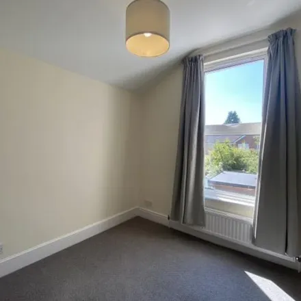 Image 2 - 59 Howard Road, Bristol, BS6 7UX, United Kingdom - Townhouse for rent