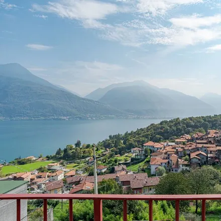 Rent this 3 bed apartment on Pianello del Lario in Passeggiata Breva e Tivan 75, 22010 Calozzo CO