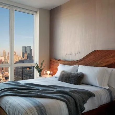 Image 3 - Sky, 605 West 42nd Street, New York, NY 10036, USA - Apartment for rent