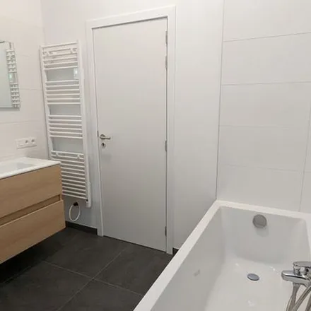 Rent this 2 bed apartment on Rue des Sœurs Noires 5 in 7000 Mons, Belgium